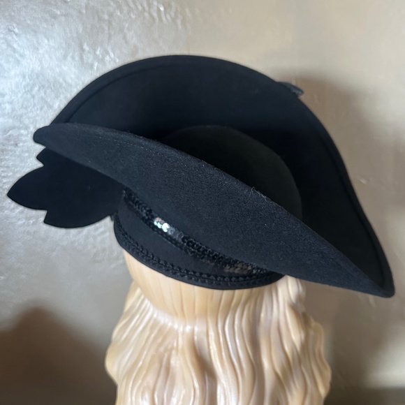 FESTIVE VINTAGE BLACK FELT WIDE BRIM HAT WITH SEQUIN APPLIQUÉS main image 4